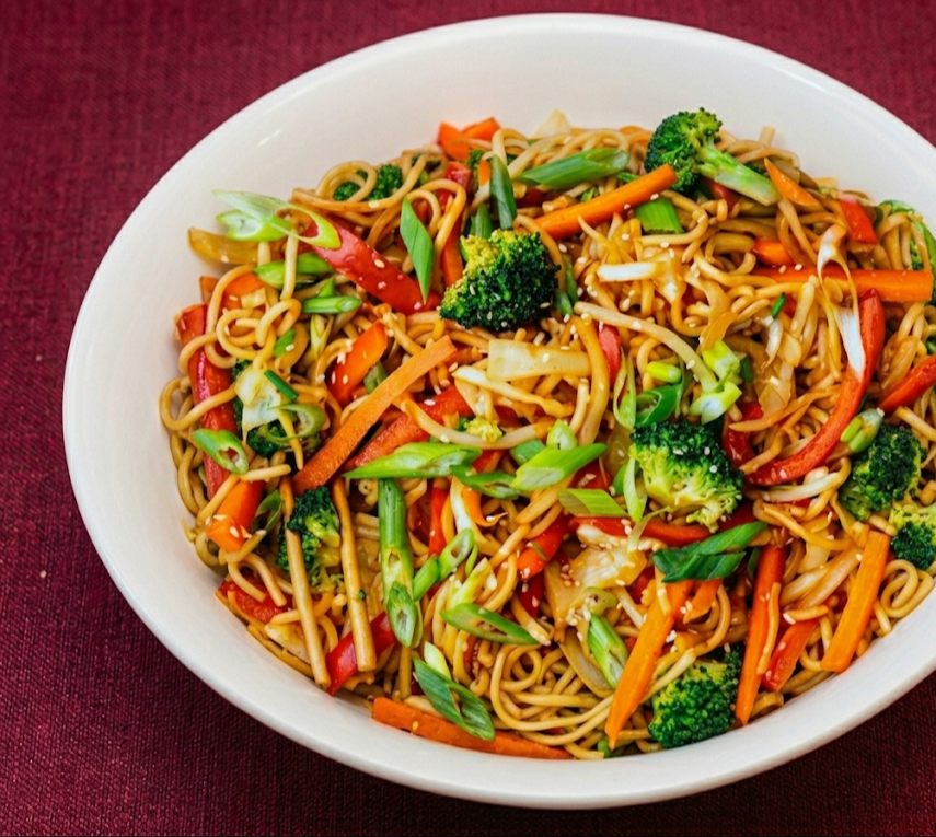 Pirates stir fried noodles